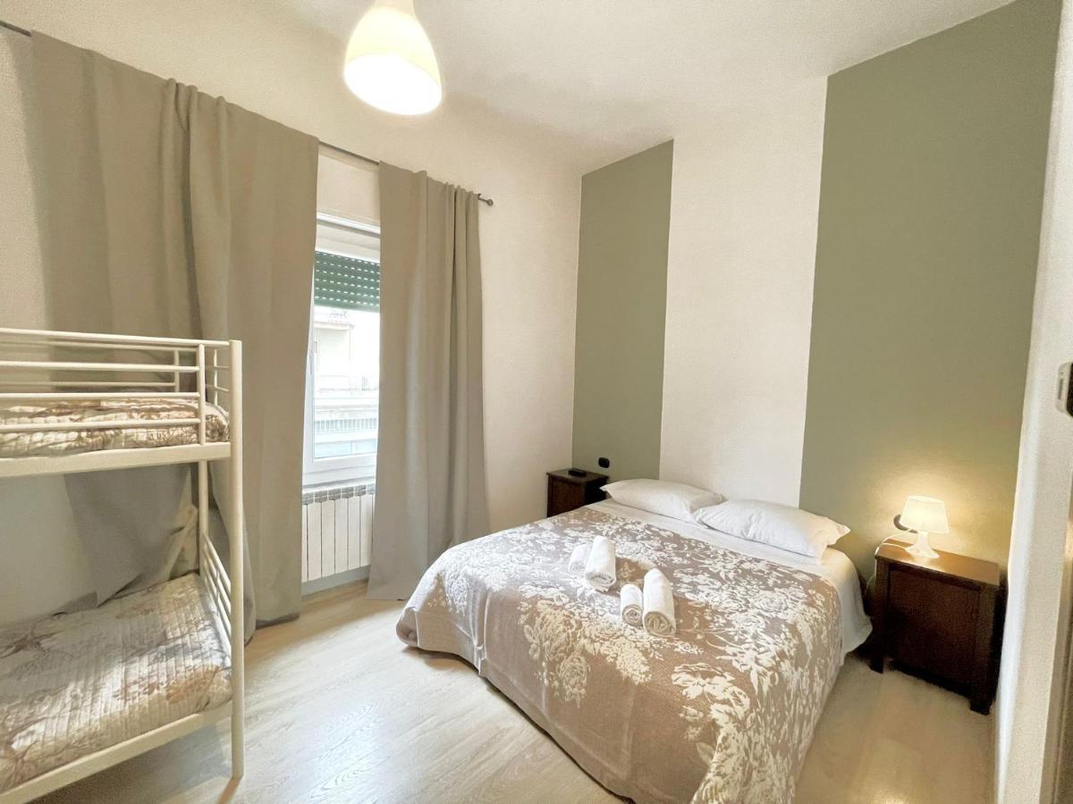 La Gloria Rho Private Rooms Only Екстериор снимка