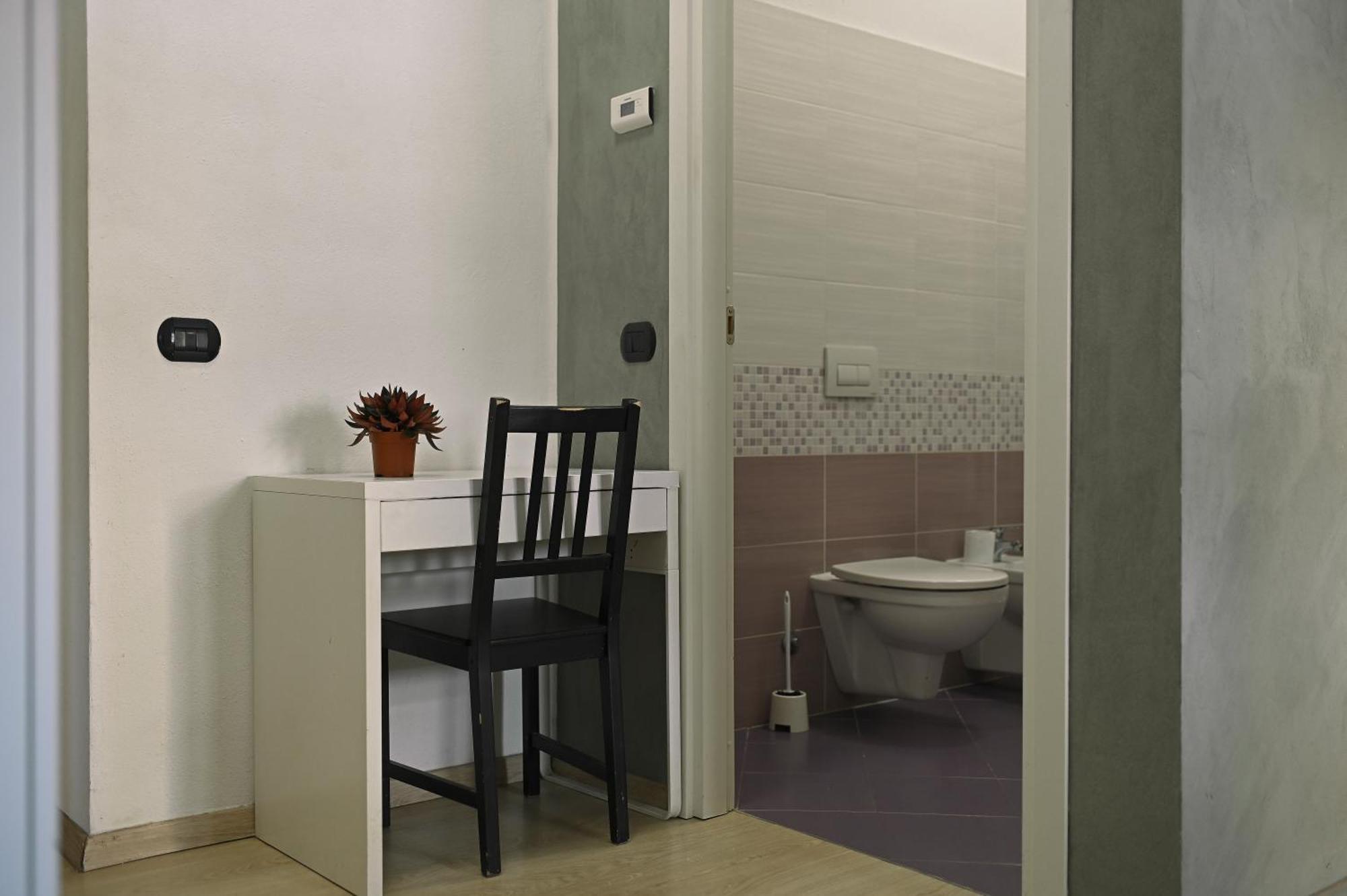 La Gloria Rho Private Rooms Only Екстериор снимка